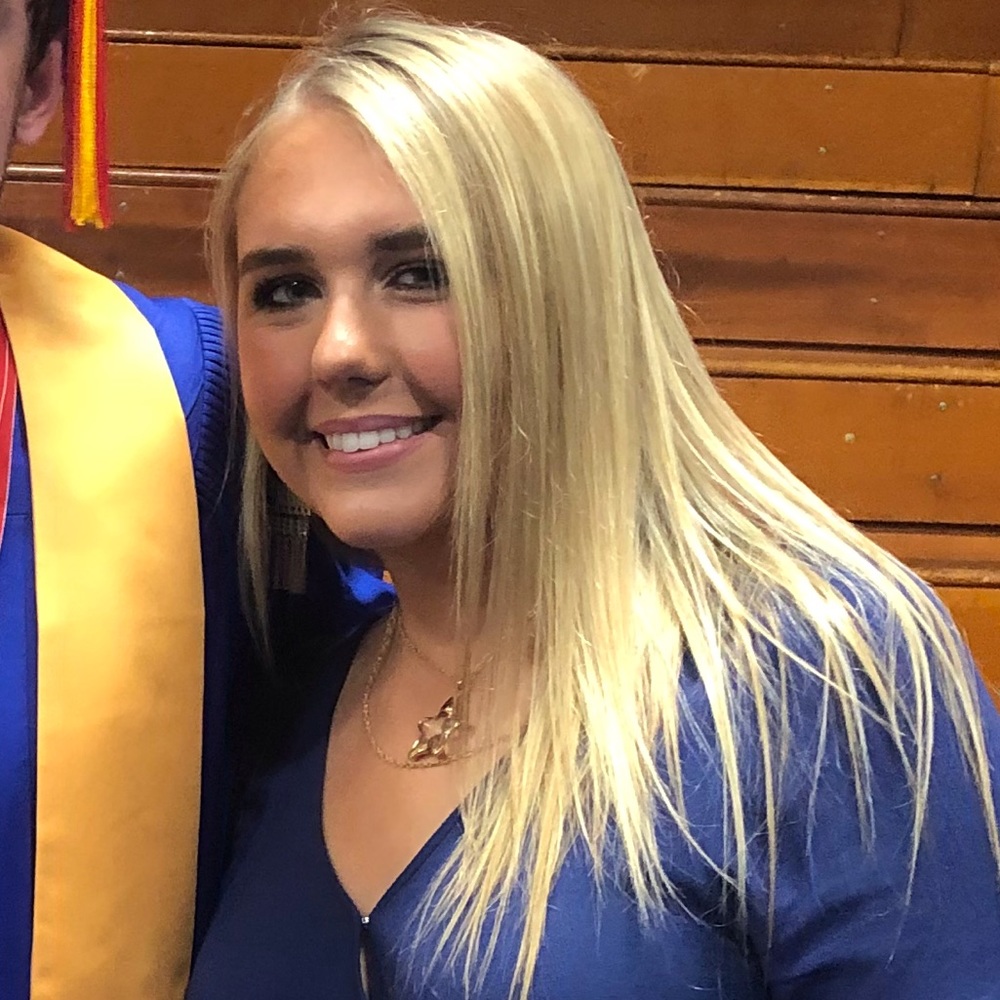 Meet your Posher, Nicole